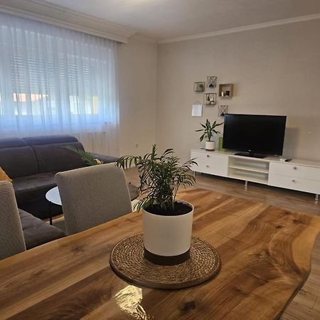 Elite Apartment Jasmina Bihac Ngoại thất bức ảnh